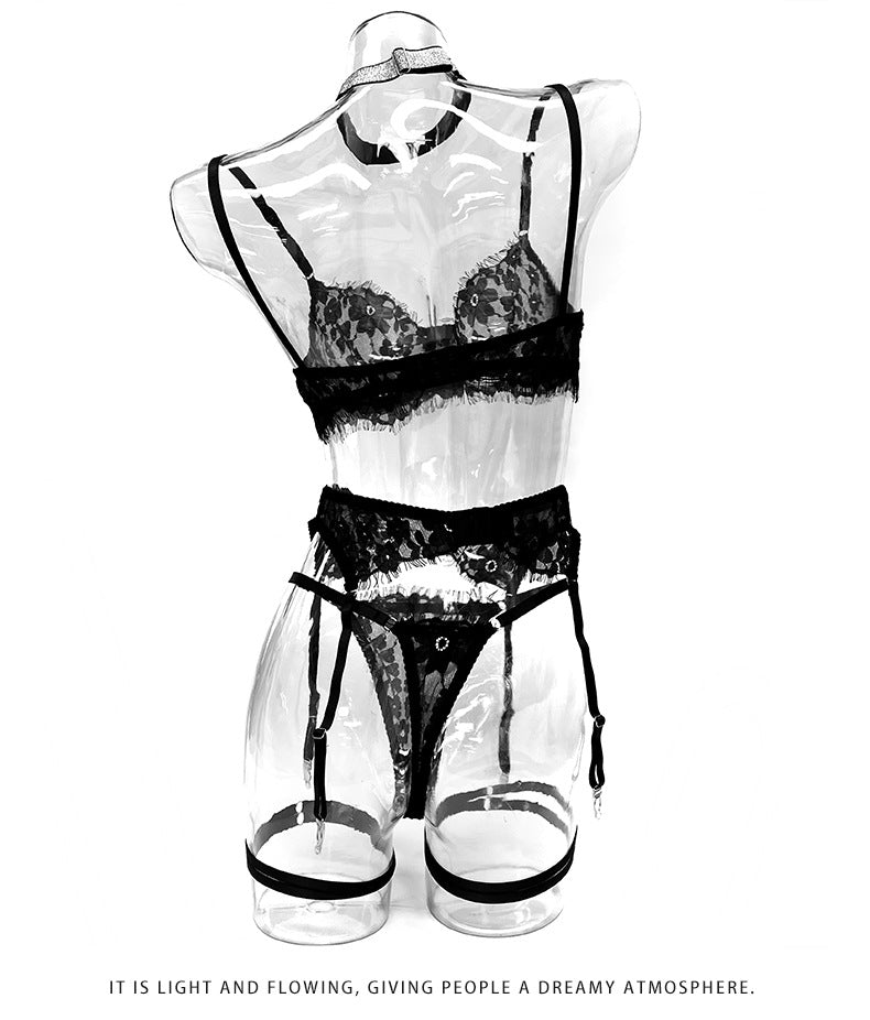 Amazon European and American French Style Sexy Lingerie Women's Ultra-Thin Embroidered Lace See-Through Temptation Thong Five-Piece Set