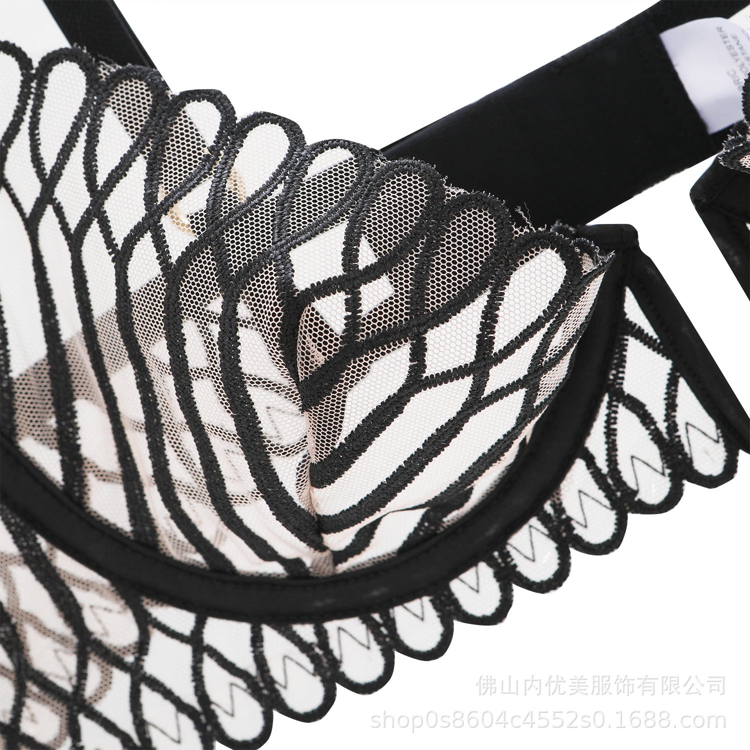 European and American French Style Lingerie for Women, Ultra-Thin and Deep U Shell-Shaped Embroidery Large Bust Minimizing Anti-Sagging Sexy Set Bra