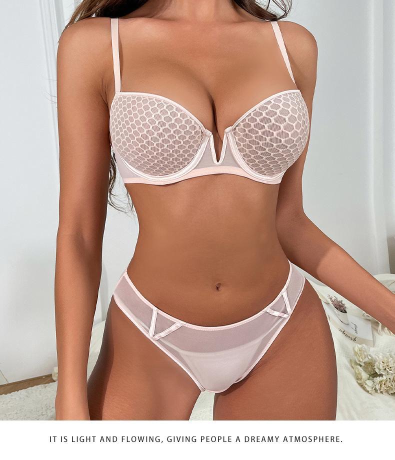 Cross-Border French Lace Lingerie Sexy Honeycomb Pattern Ultra-Thin Soft Underwire Bra Large Bust Minimizer Plus Size Bra Set