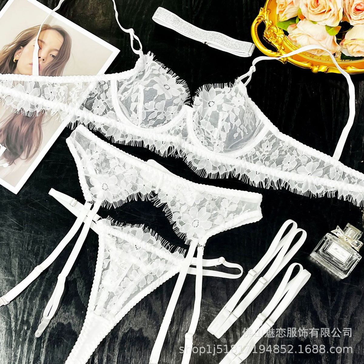 Amazon European and American French Style Sexy Lingerie Women's Ultra-Thin Embroidered Lace See-Through Temptation Thong Five-Piece Set