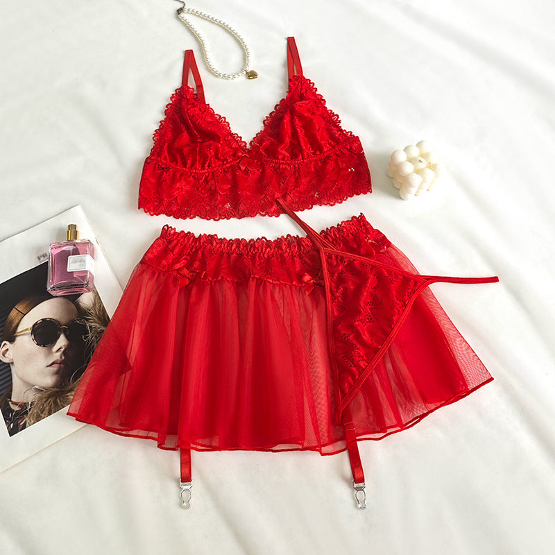 Amazon European and American Cross-Border Sexy Lingerie Lace See-Through Temptation Bra Short Skirt Thong Three-Piece Set