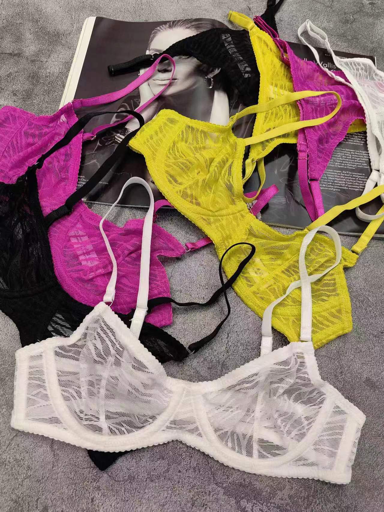 European and American Cross-Border Sexy Lingerie for Women Ultra-Thin See-Through Lace Erotic Lingerie Big Chest Minimizer Anti-Sagging Bra Set