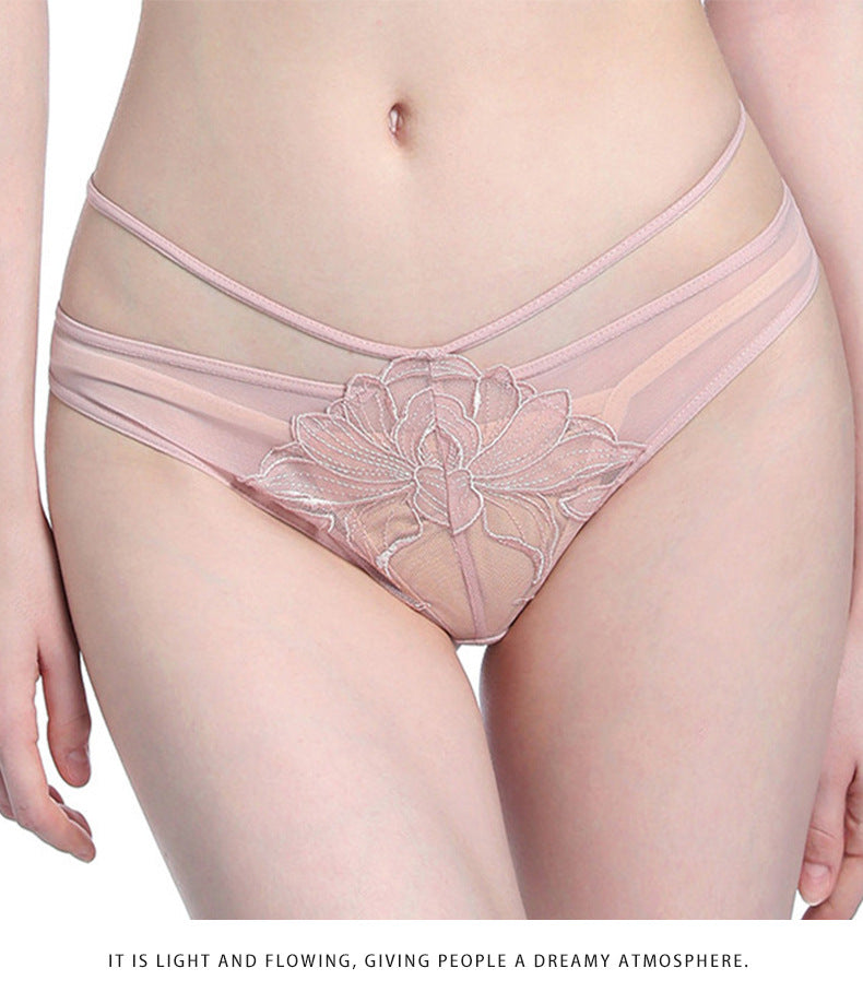 European and American Cross-Border Sexy Women's Panties Thin Breathable Embroidered Lace Panties Hip-Lifting Low Waist Plus Size Panties T Pants