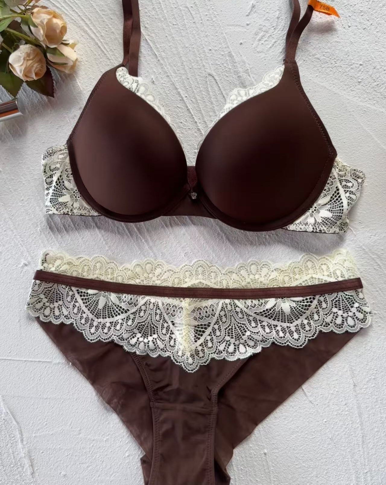Amazon European and American French Style Sexy Lingerie Set Lace Satin Small Chest Push-Up Big Chest Minimizer Lift Bra