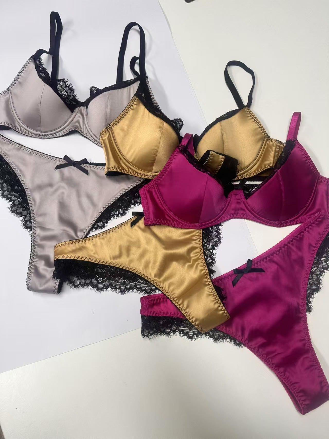 Cross-Border European and American Sexy Lingerie French Style Thin Satin Patchwork Lace Lingerie Large Bust Minimizer Anti-Sagging Bra