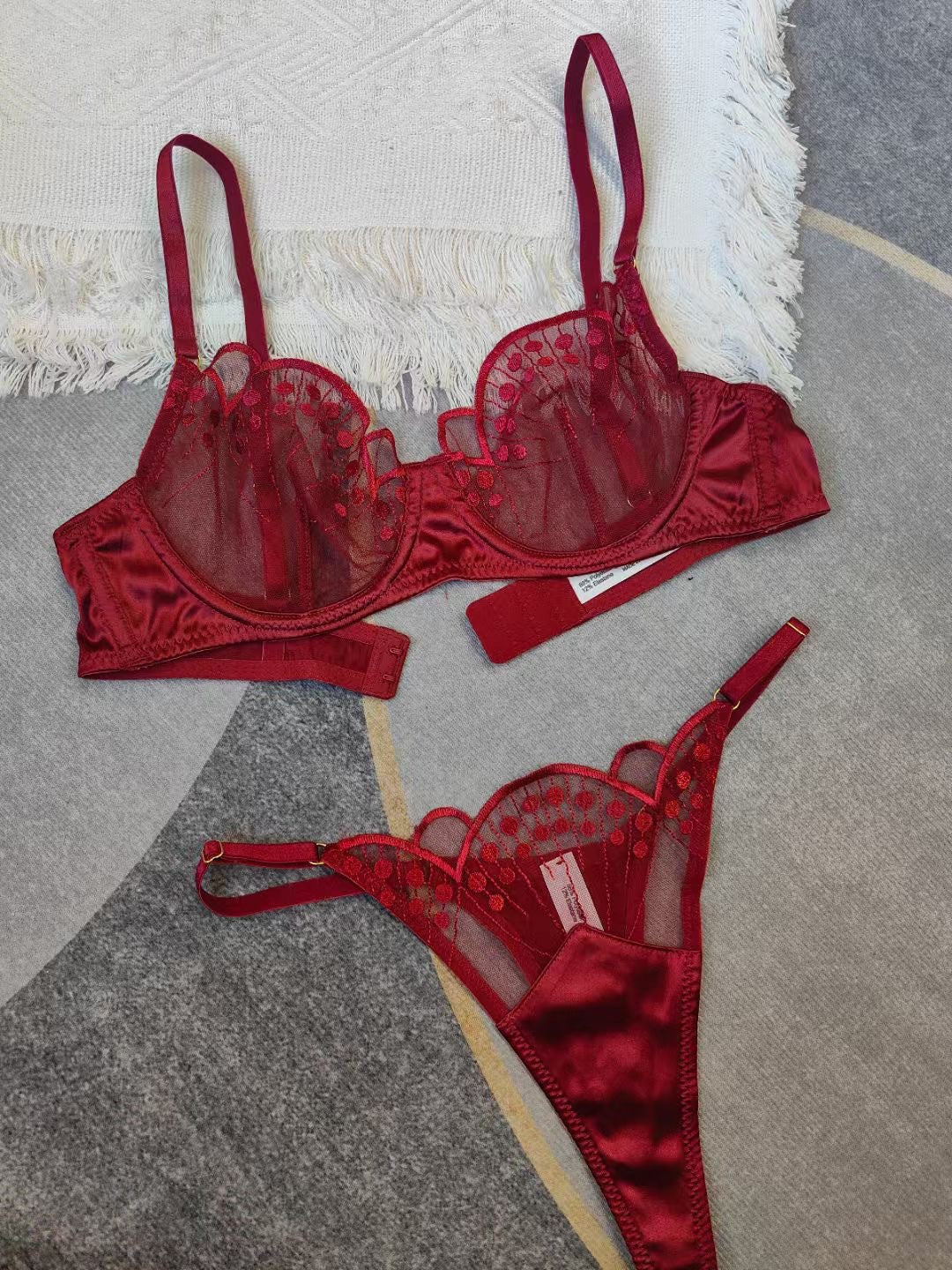 Cross-Border European and American Sexy Lingerie French Ultra-Thin Embroidered Lace Bra Large Bust Minimizer Anti-Sagging Bra