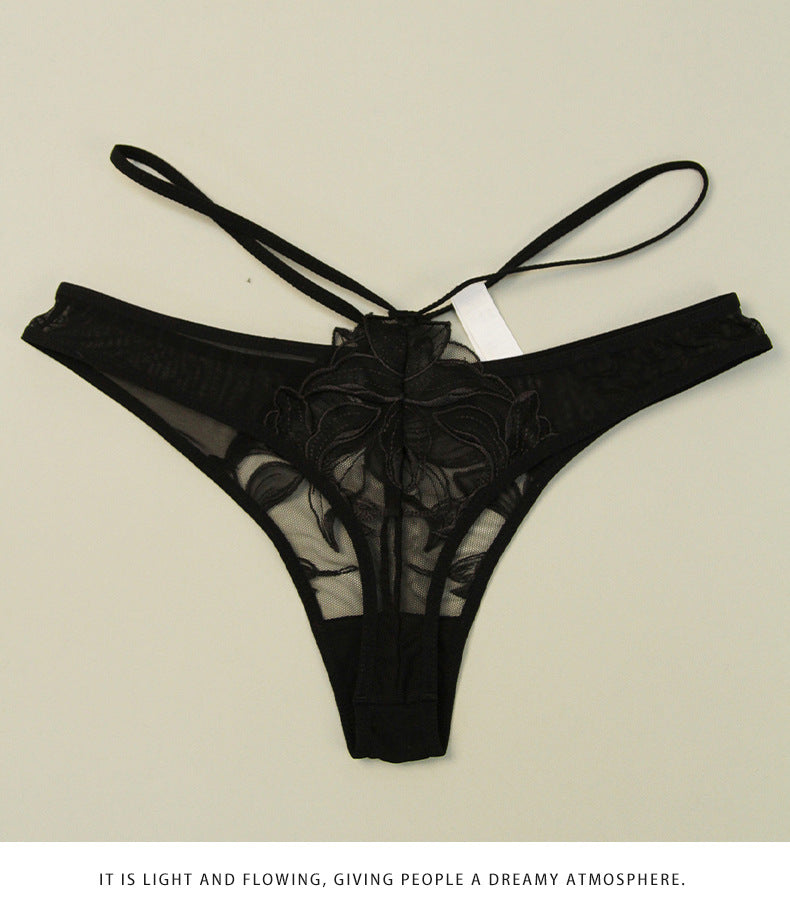 European and American Cross-Border Sexy Women's Panties Thin Breathable Embroidered Lace Panties Hip-Lifting Low Waist Plus Size Panties T Pants