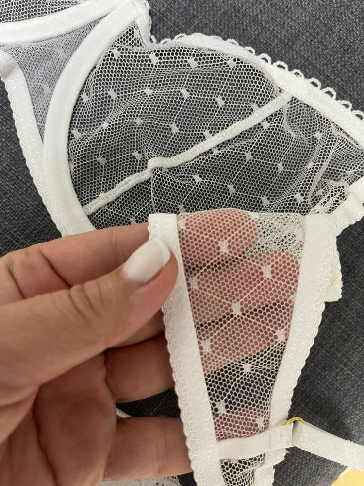 Cross-Border Hot-Selling Sexy Bra Ultra-Thin No Sponge Big Chest Minimizer See-Through Temptation Mesh Sexy Lingerie Set for Women