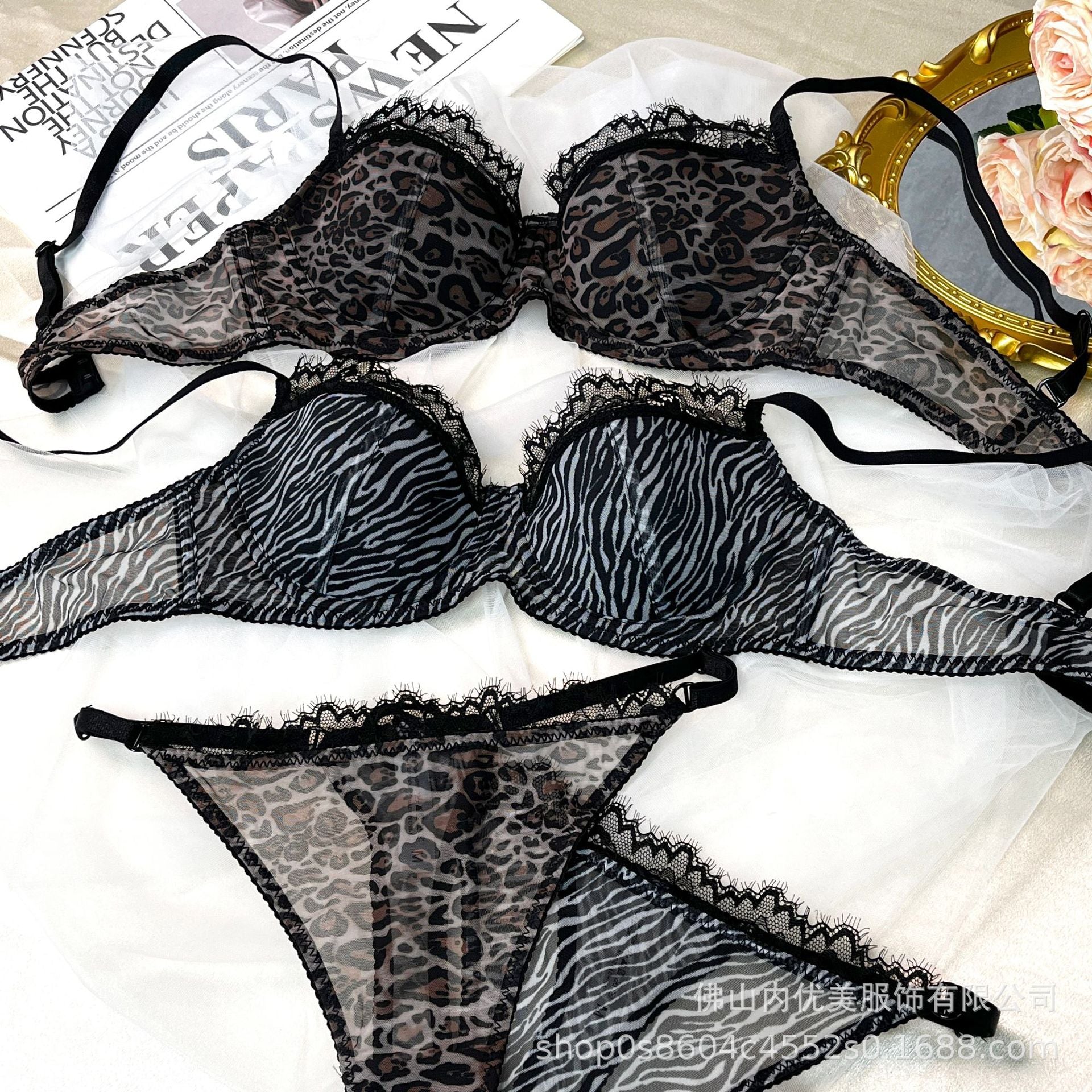 European and American Hot-Selling Sexy Lingerie Lace French Bra Large Bust Minimizer Anti-Sagging Sexy Lingerie Set for Women
