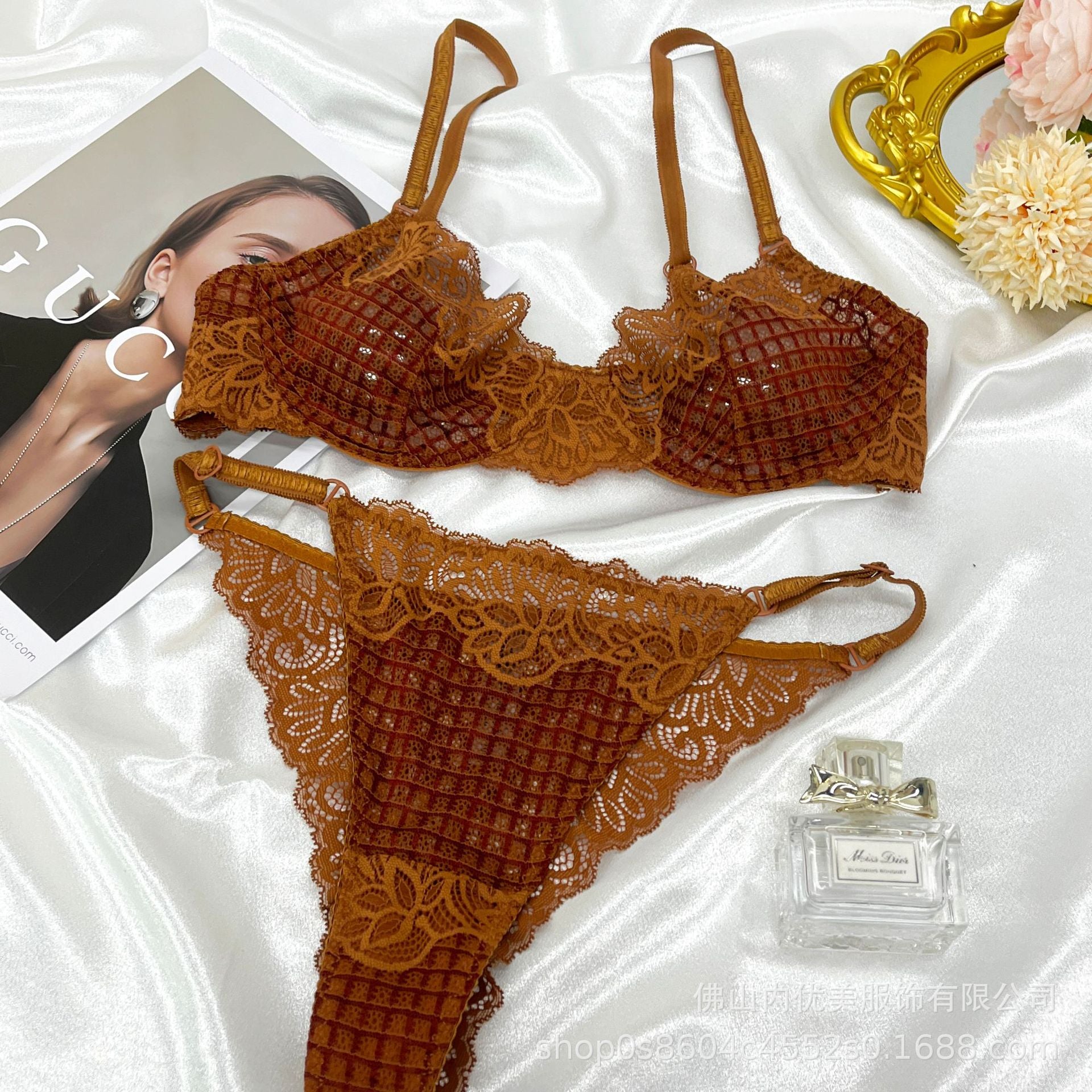 Cross-Border European and American Style French Lingerie Sexy Ultra-Thin Plaid Lace Bra Large Bust Minimizer Sexy Lingerie Set