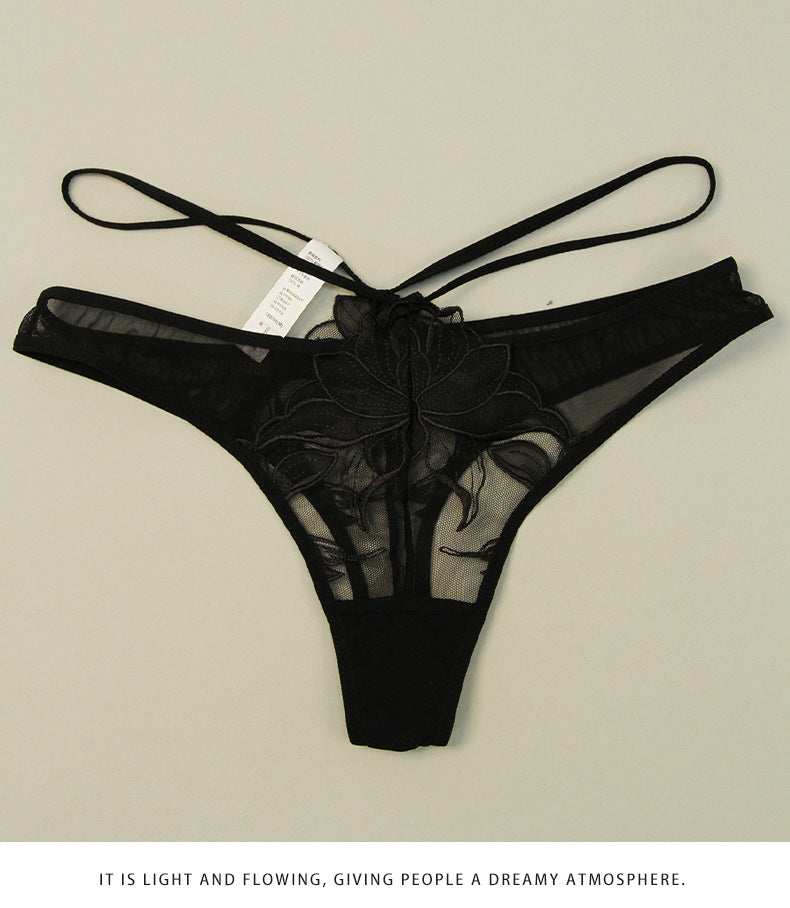 European and American Cross-Border Sexy Women's Panties Thin Breathable Embroidered Lace Panties Hip-Lifting Low Waist Plus Size Panties T Pants