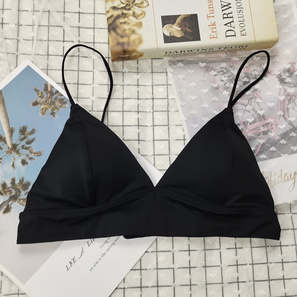 Hot-Selling French Style Sexy Lingerie for Women, Wireless Thin Triangle Cup, Small Chest Push-Up, Smooth Back Bra Wholesale