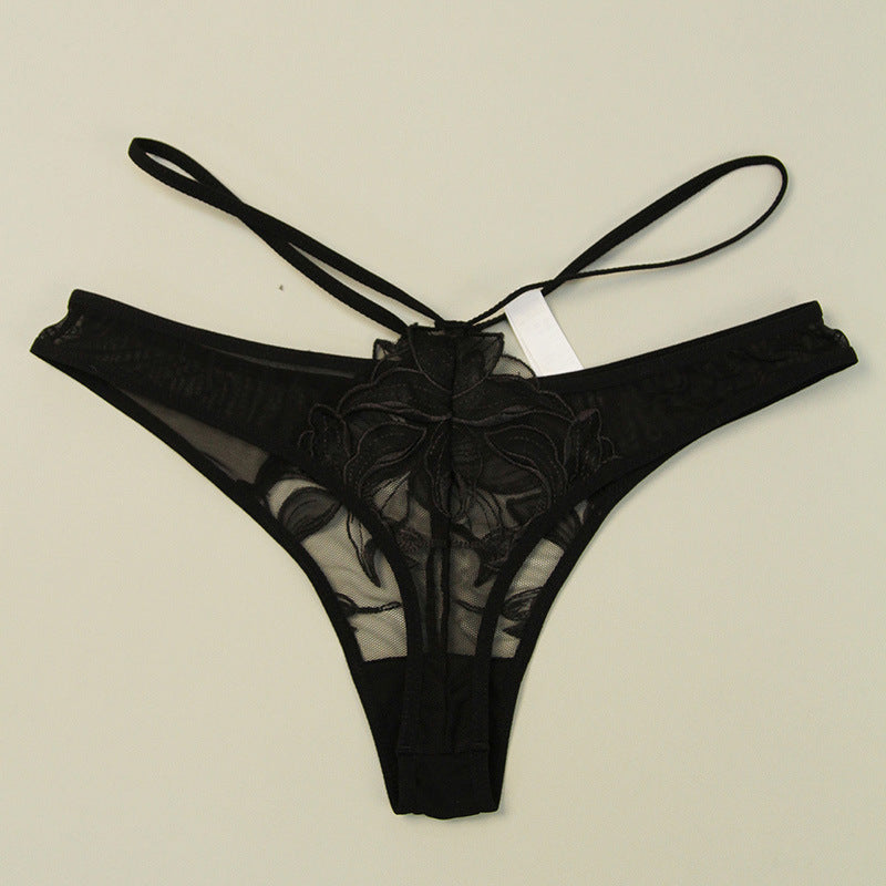 European and American Cross-Border Sexy Women's Panties Thin Breathable Embroidered Lace Panties Hip-Lifting Low Waist Plus Size Panties T Pants