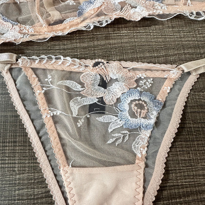 Cross-Border European and American French Style Lingerie Sexy Set Ultra-Thin See-Through Lace Bra Big Chest Minimizer Anti-Sagging Two-Piece Set