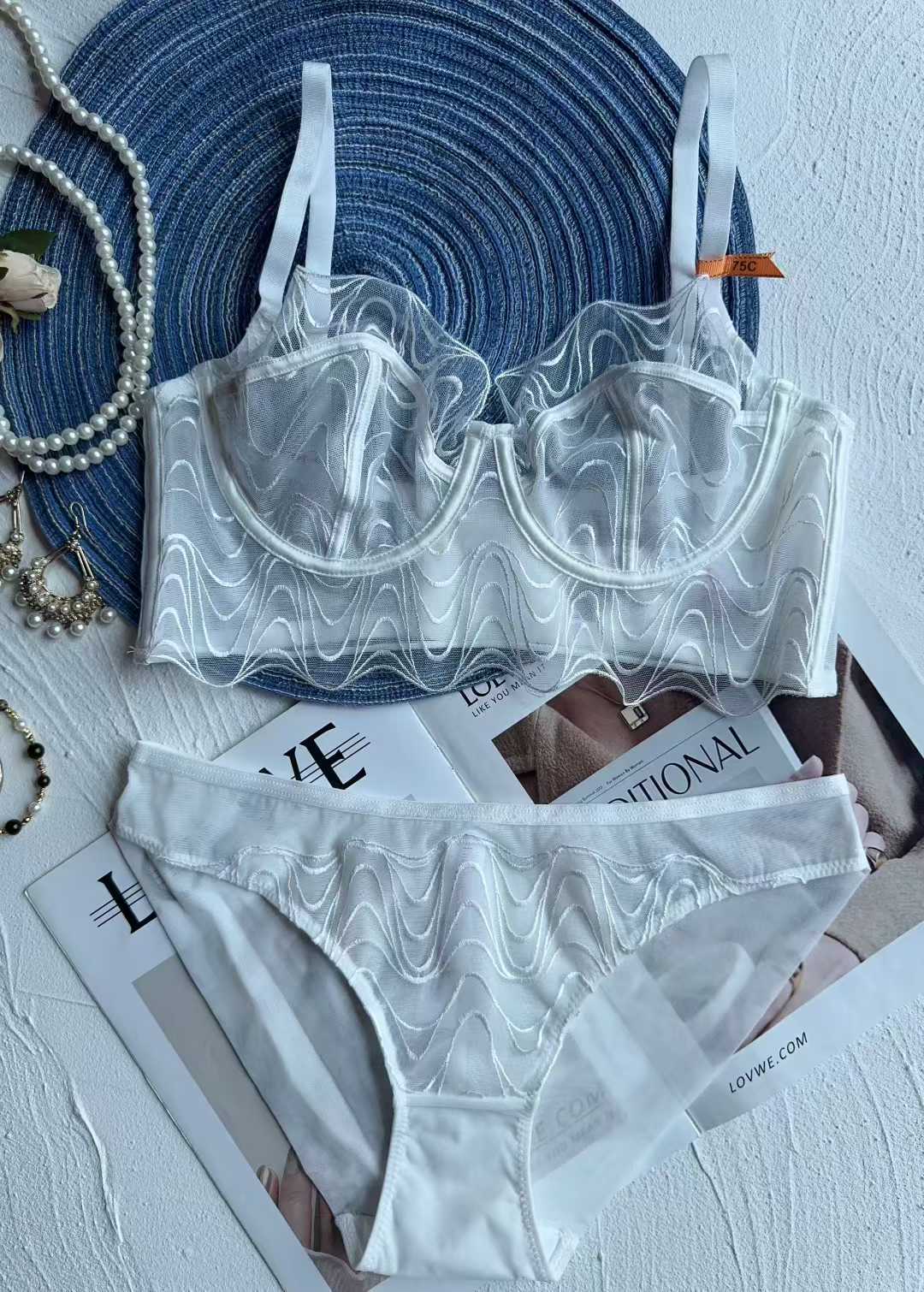 Cross-Border Plus Size Lace Lingerie French Style Pure Desire Sexy Mesh Ultra-Thin Large Bust Minimizer Bra Set Sexy Bra