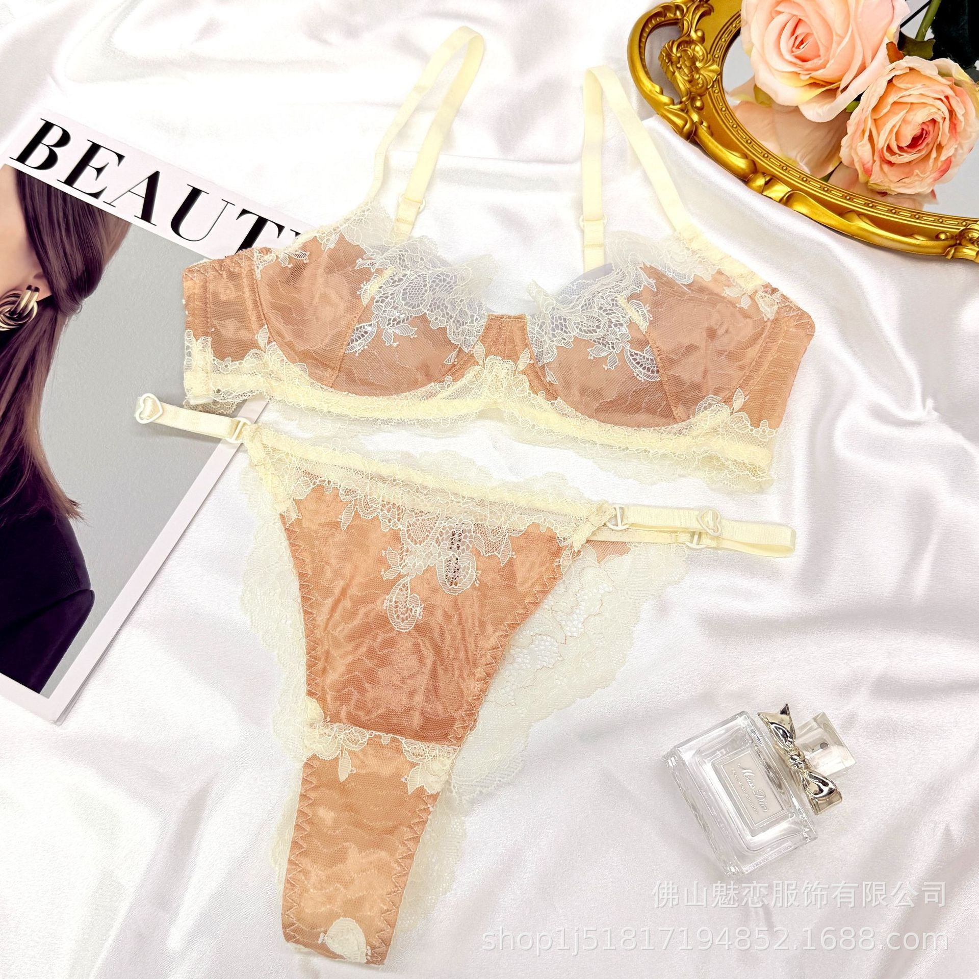 Amazon Foreign Trade Sexy Lingerie Women's Lace Ultra-thin See-through Large Bust Minimizer Push-up Sexy Set Wholesale