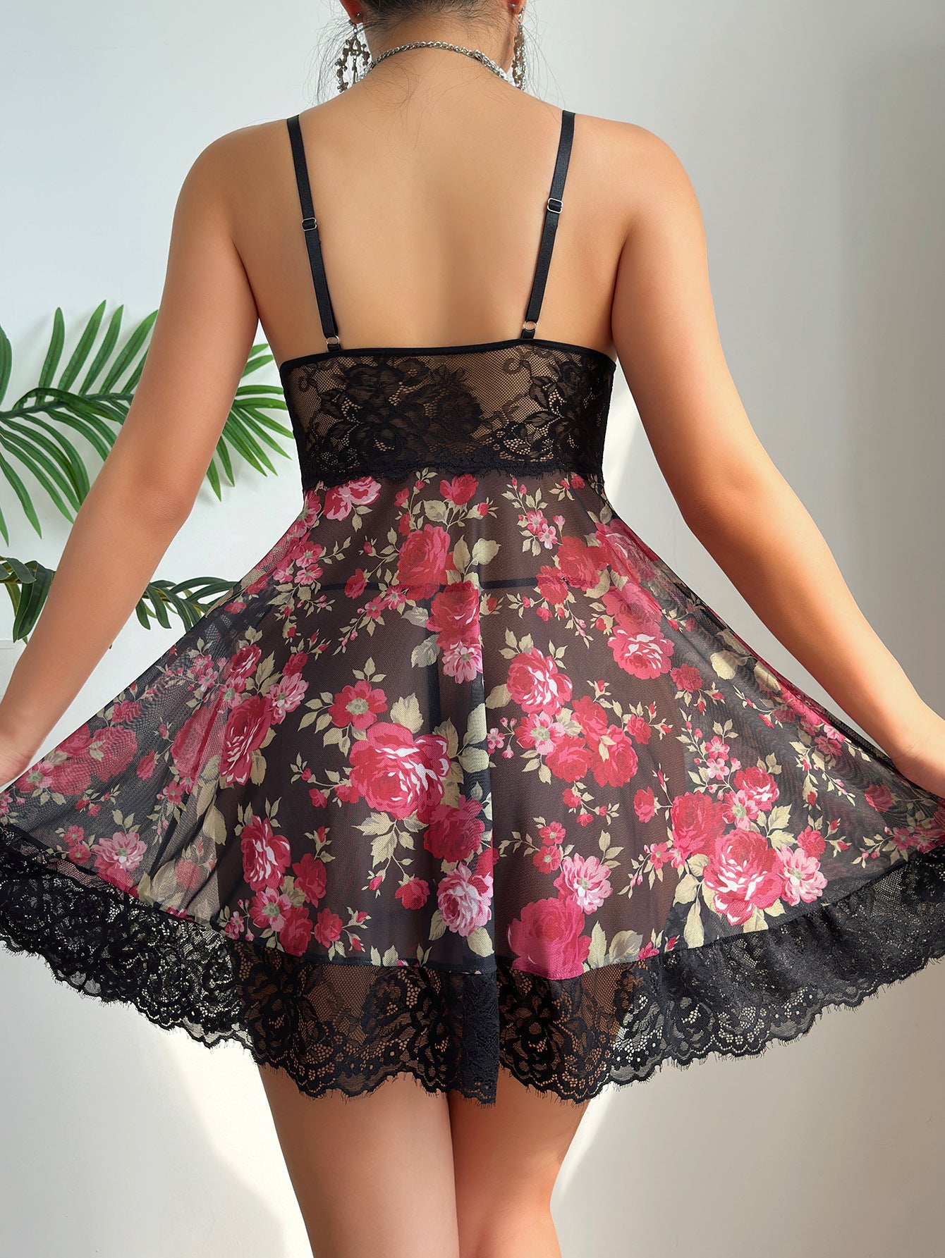Amazon Foreign Trade Sexy Nightwear Lace Mesh See-through Temptation Strap Dress Nightdress Thong Set