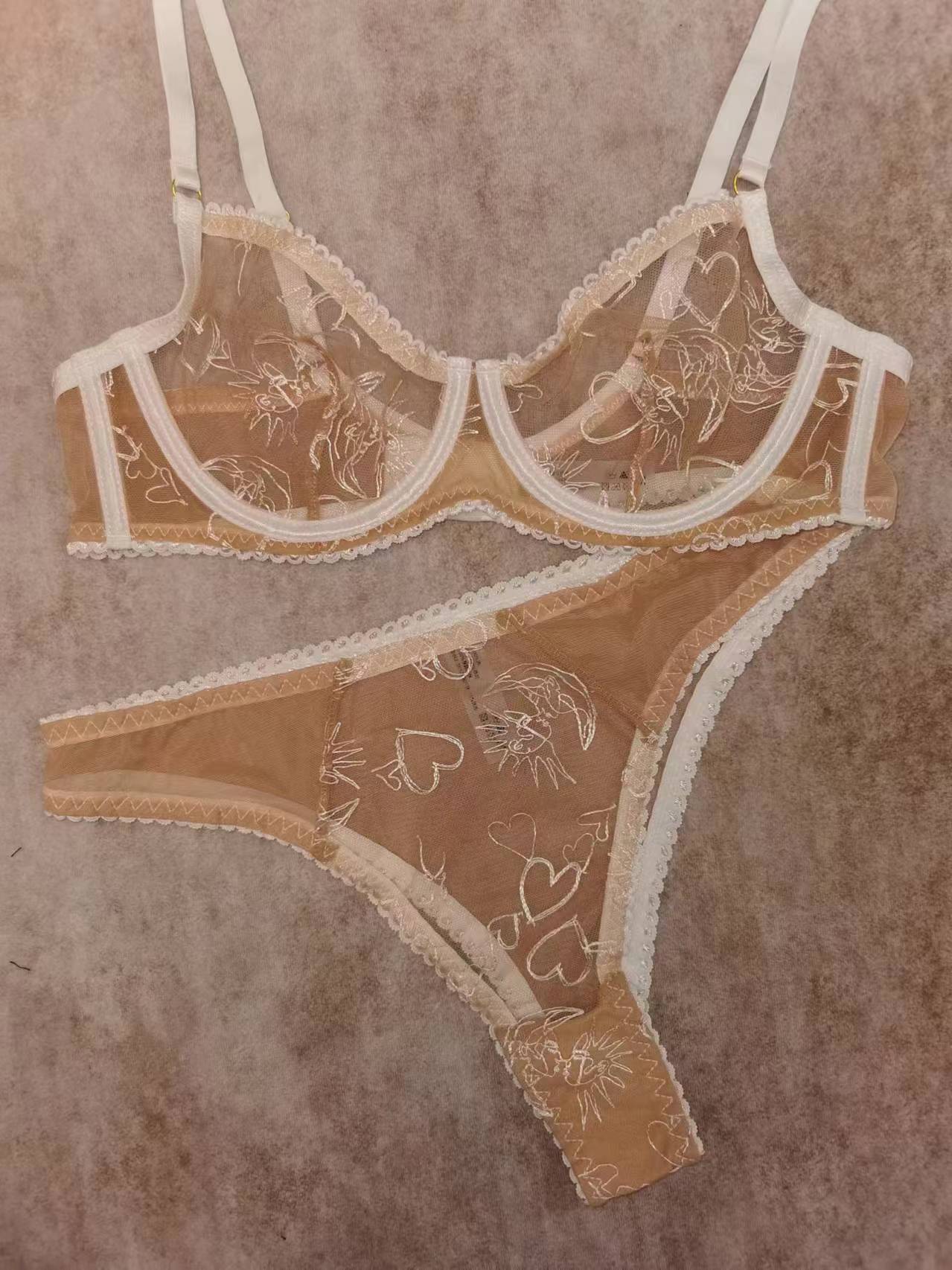 European and American Cross-Border French Style Sexy Lingerie Ultra-Thin Embroidered Lace Bra Large Bust Minimizer Plus Size Erotic Lingerie Set