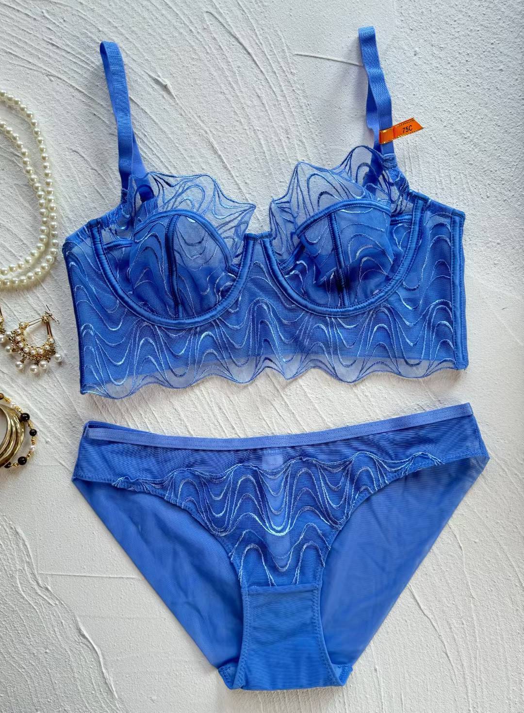 Cross-Border Plus Size Lace Lingerie French Style Pure Desire Sexy Mesh Ultra-Thin Large Bust Minimizer Bra Set Sexy Bra