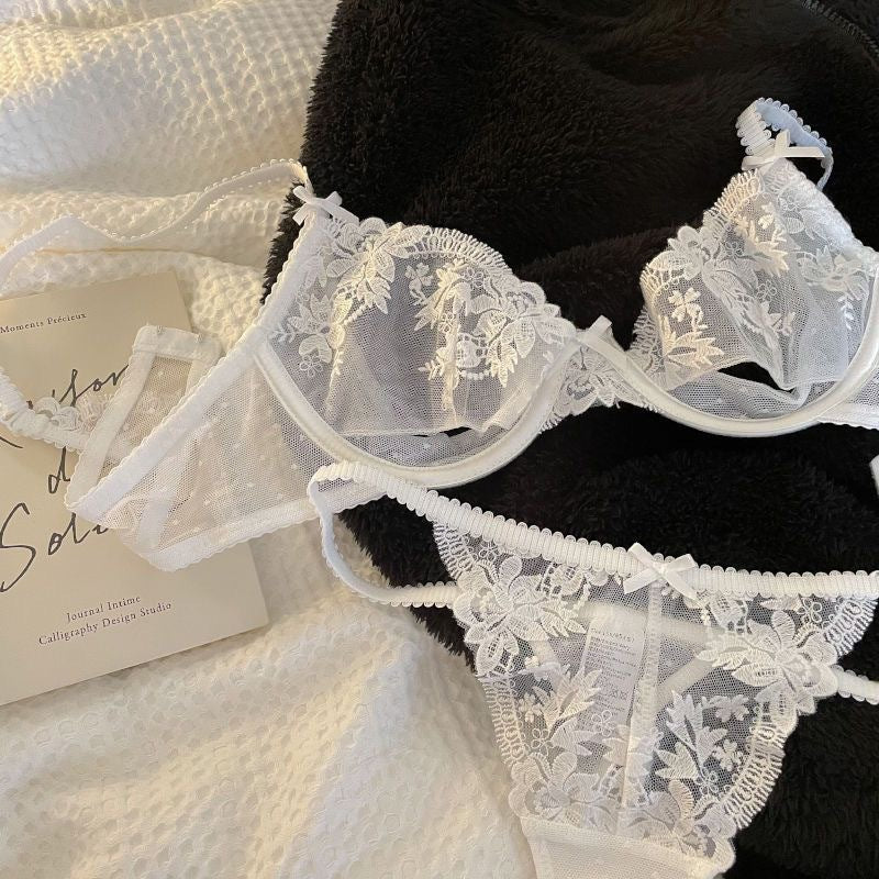 French Style Sexy Lingerie Ultra-Thin See-Through Pure Desire Floral Lace Lingerie Set Large Bust Minimizer Anti-Sagging Bra