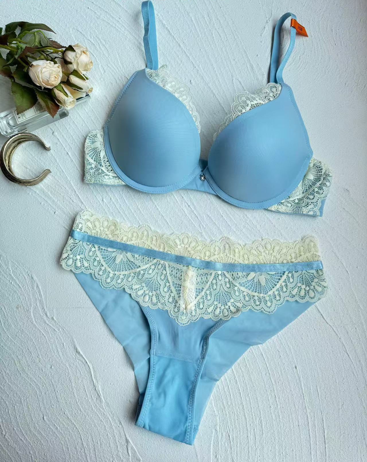 Amazon European and American French Style Sexy Lingerie Set Lace Satin Small Chest Push-Up Big Chest Minimizer Lift Bra