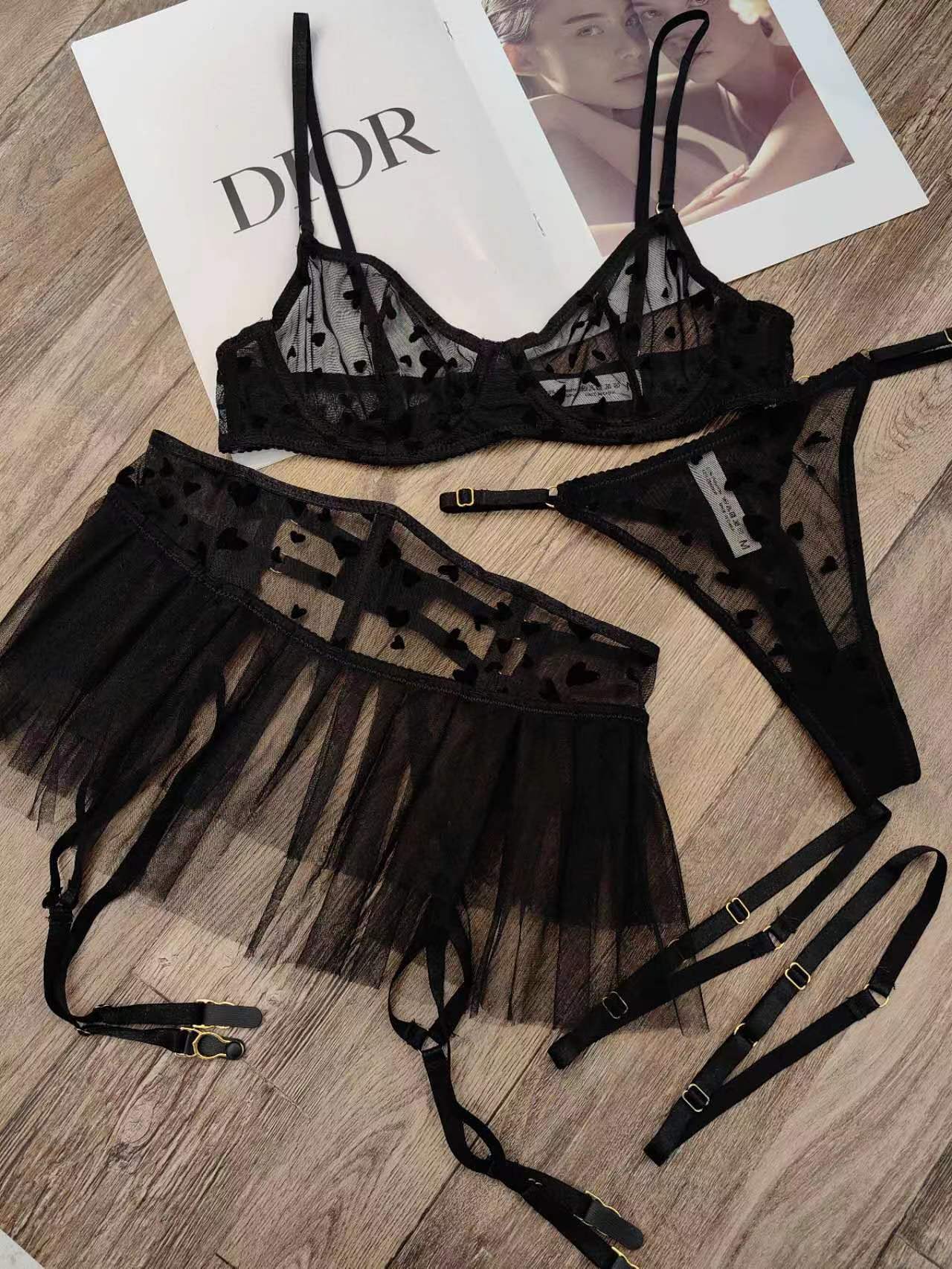 Foreign Trade European and American Style French Lingerie Mesh Ultra-Thin Sexy Heart Flocked Lace Lingerie Thong Three-Piece Set