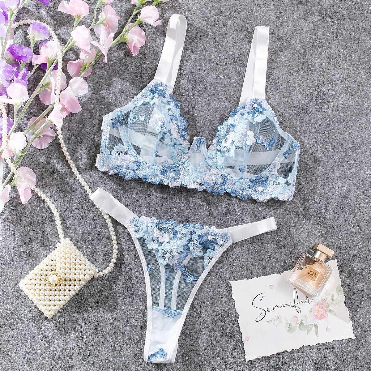 Foreign Trade Cross-Border Sexy Lingerie Big Bust Minimizer Push-Up Pure Girl Embroidered Flowers Comfortable Erotic Lingerie Set