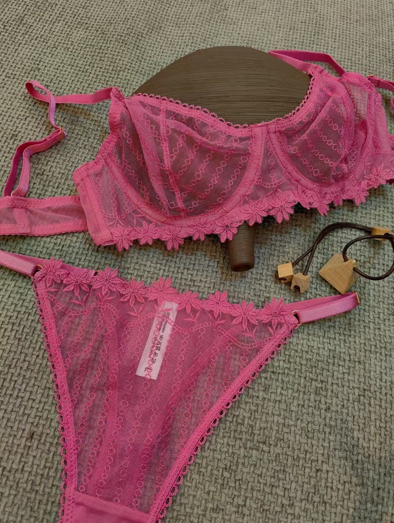 Cross-Border Sexy Lace Lingerie French Ultra-Thin Transparent Embroidery Erotic Lingerie Big Chest Minimizer Plus Size Bra Set