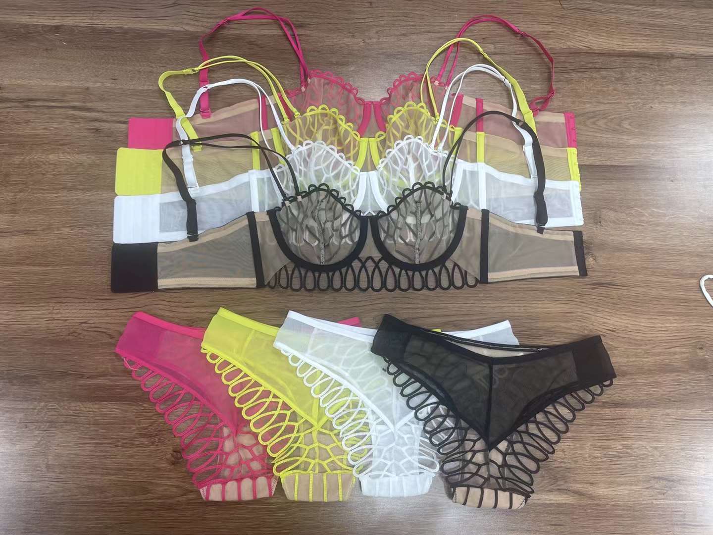 Cross-Border European and American Style French Lingerie Sexy Set Ultra-Thin See-Through Mesh Large Bust Minimizer Anti-Sagging Lace Bra