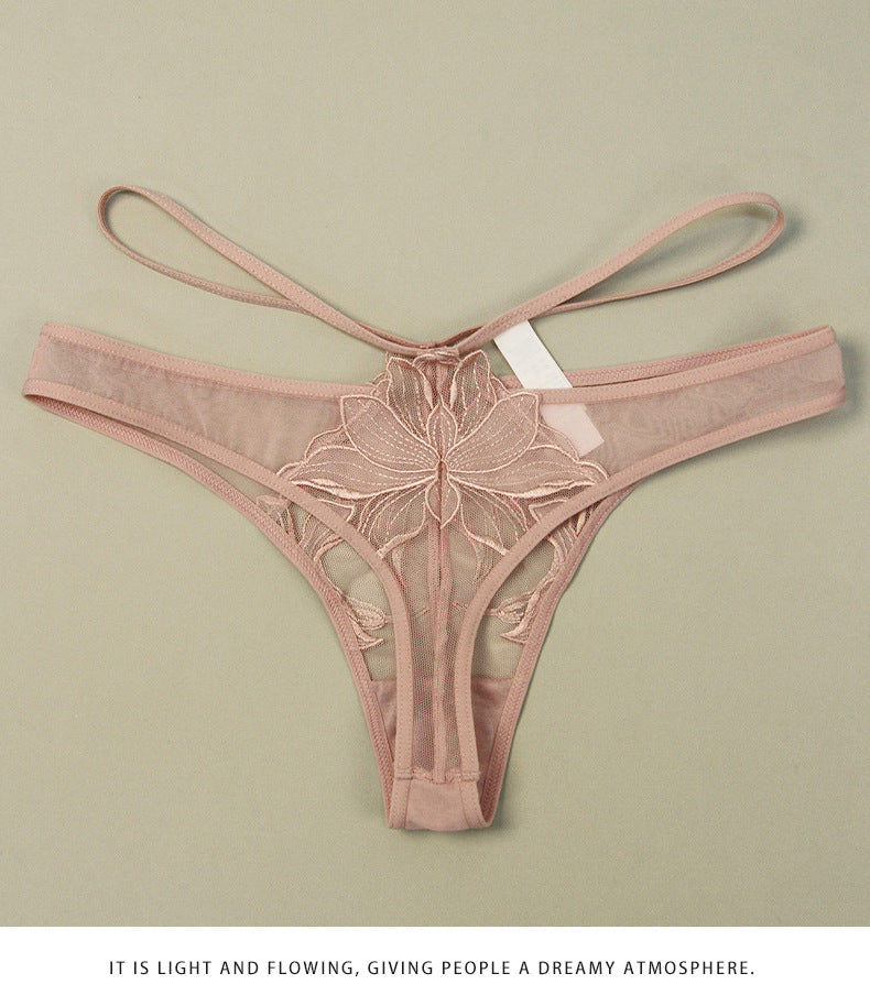European and American Cross-Border Sexy Women's Panties Thin Breathable Embroidered Lace Panties Hip-Lifting Low Waist Plus Size Panties T Pants