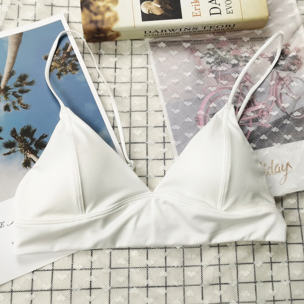 Hot-Selling French Style Sexy Lingerie for Women, Wireless Thin Triangle Cup, Small Chest Push-Up, Smooth Back Bra Wholesale