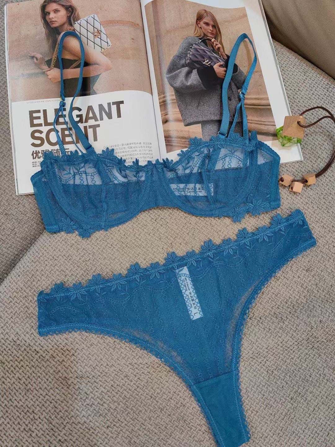 Cross-Border European and American Style French Lace Sexy Lingerie Ultra-Thin See-Through Half-Cup Embroidery Big Chest Minimizer Sexy Lingerie Set